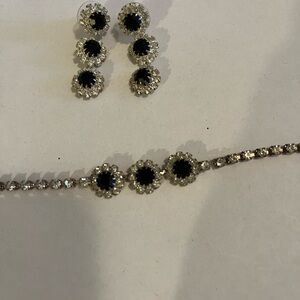 Elegant very dark blue stones & silver drop earrings and bracelet